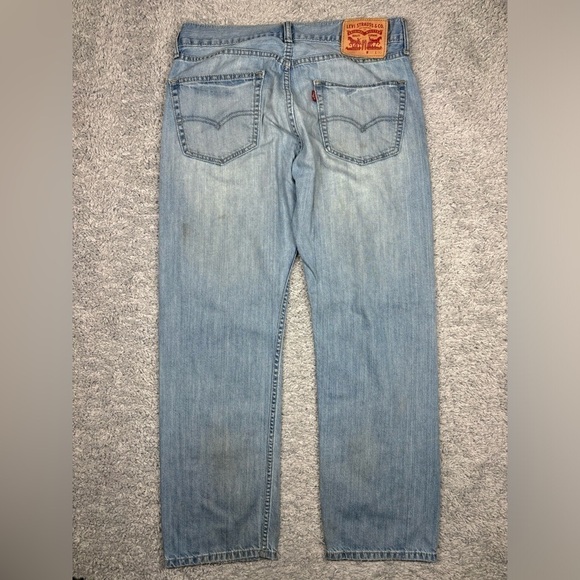 Levi's Jeans Mens 33 x 30 505 Classic Straight Light Wash Denim Basic Casual - Picture 2 of 5